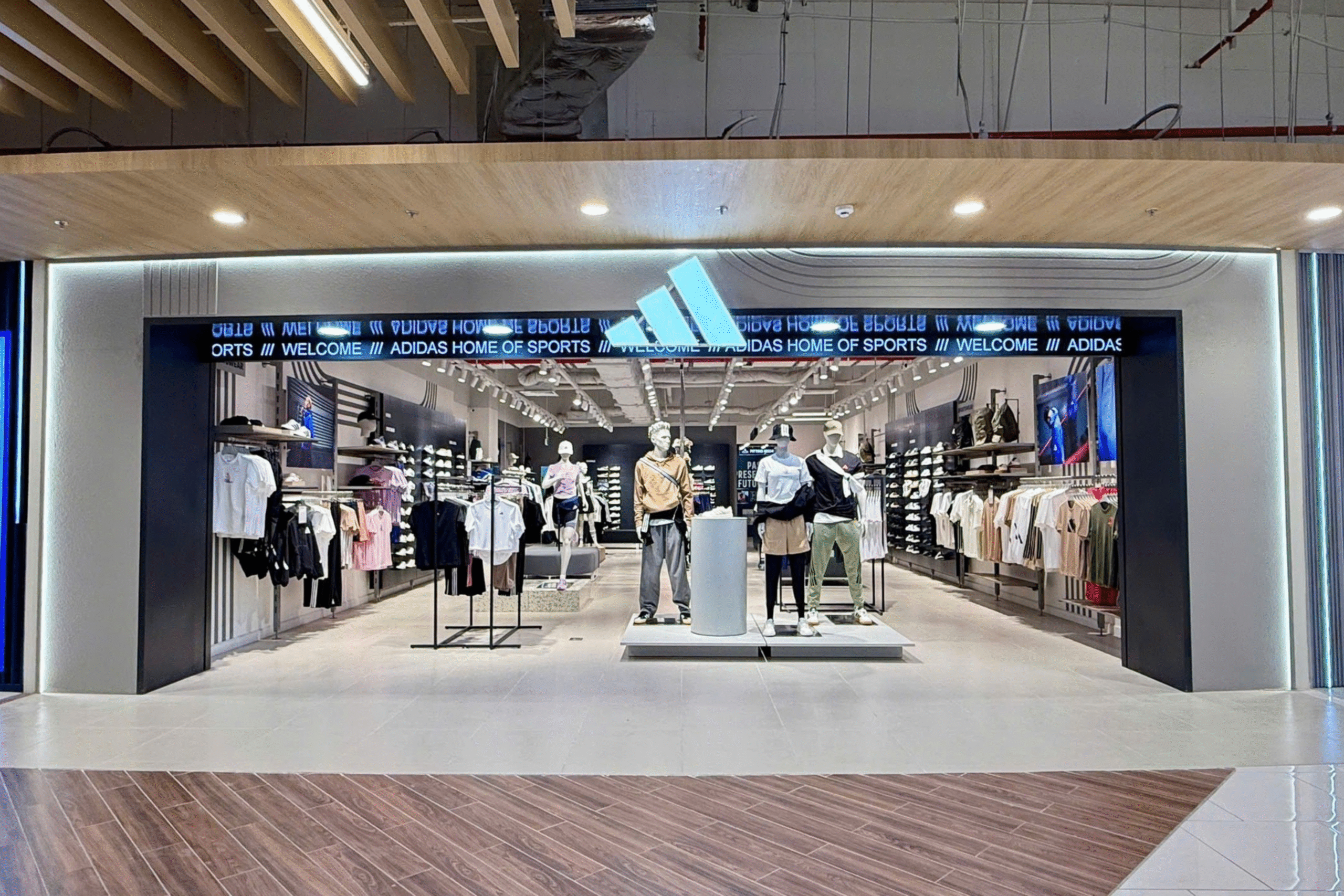 Khai trương adidas AEON Mall Tân An: Không gian thể thao năng động